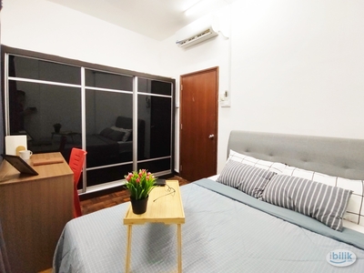 [Queen Bed Medium Room with AC & Window]❗LEISURE MALL✨Fully Furnished 5 mins walk to MRT