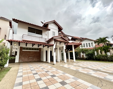 Renovated Semi Detached House Titian, Bukit Jelutong