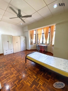Room Available for Rent in Kota Damansara Near MRT Station