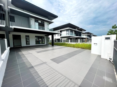 Semi-D 2 Storey House Hampton Residence, Bandar Seri Coalfields, Selangor