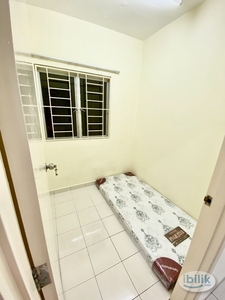 Single Room at Casa Damansara 1, Petaling Jaya