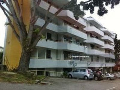 Taman Batu Bukit lowrise 2-rooms Flat Next to Fettes Residence Condo