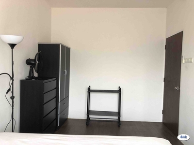 All Female House Master Room with AC at Section 17, Petaling Jaya