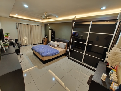 Cozy Premium Master Bedroom SS17 Subang Jaya