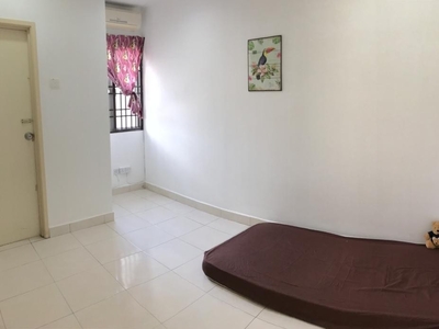Cozy Zero deposit!! Room for rent Located Kota Kemuninng, Shah Alam