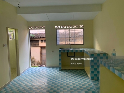 Facing open Taman sri rampai 2sty house freehold for sale