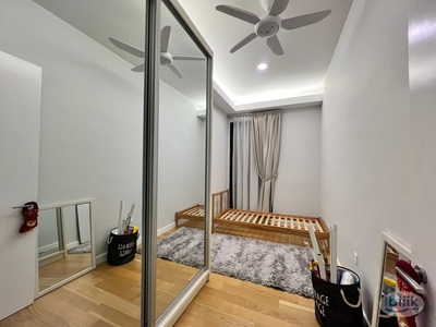 Furnished Single Bedroom in a 2-room unit @ Sentral Suites
