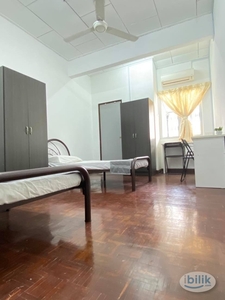 Master Bedroom with Attached Bathroom (Sharing Room) at Damansara Heights, Kuala Lumpur