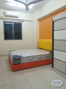 Medium Room C/W Bed For Rent at D'alamanda Condo (Near Maluri LRT/MRT Station) (Walking Distance to Sunway Velocity & AEON Maluri)