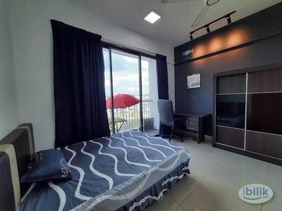 Single Room with balcony at Parkhill Residence, Bukit Jalil (Female only)