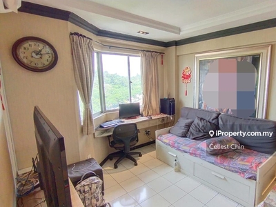 Vista Serdang 3 rooms renovated unit for sale