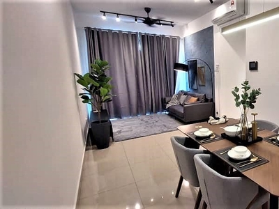 Lavish Living at Lavile: Fully Furnished High-Floor Condo with Mid Valley View, Just Steps Away from MRT and LRT!