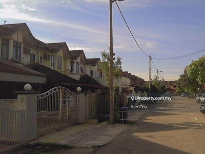 Double Storey House For Rent Puchong