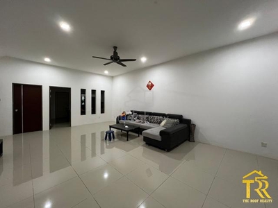 Double Storey Intermediate Terrace House At Moyan Jaya For Sale