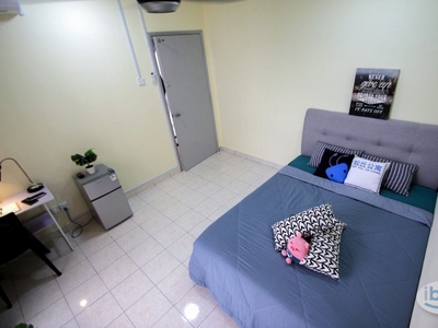 Female Unit Room available Near Sunway Nexis & Tropicana Mall Palm Springs Condo✨MRT Surian Fully Furnished Medium Room❗
