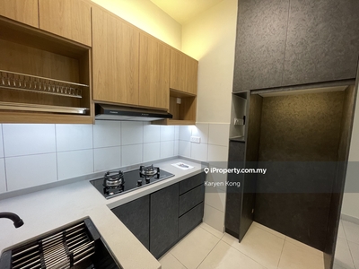 Kitchen Cabinet Brand New Unit Viewing Anytime Near MRT