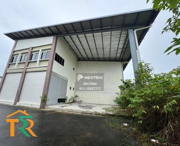 Stakan Double Storey Semi Detached Industrial Warehouse For Rent
