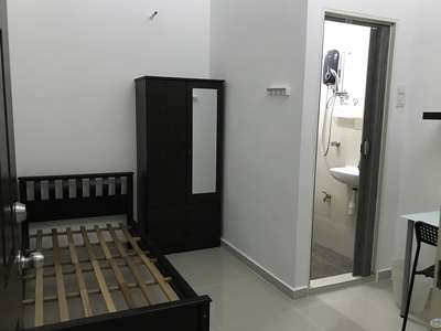 Aircond room Private Bathroom - Taman Megah Rise nr LRT