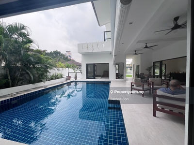 Brand new house with private pool !