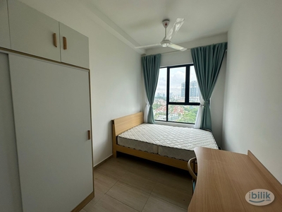 Cheapest Middle Room at Taman Desa Hipster Near Old Klang Road Midvalley KL