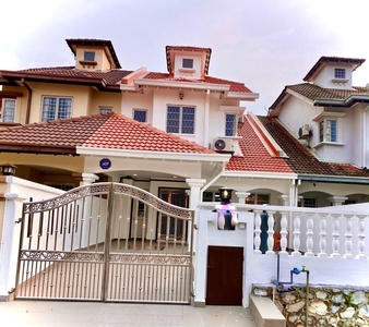 DS newly renovated linked house at USJ 9, Subang Jaya