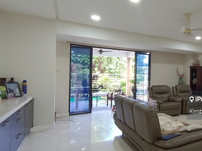 Exclusive & Cosy Home in Taman Desa, Quiet, Gated & Guarded