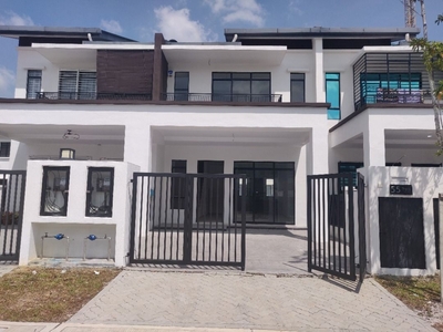 Klang - [0% DOWNPAYMENT ] 27X85 FREEHOLD