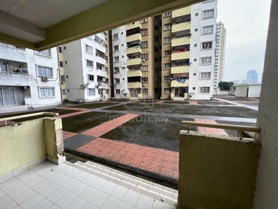 Magna Ville Condo Low floor near Hospital Selayang Pasar Borong