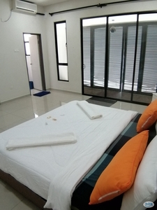 Master & Middle Room with private bathroom Nilai, Pajam, Mantin
