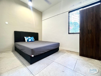 Middle Room✔10Min Walking Distance to CIQ Low Deposit