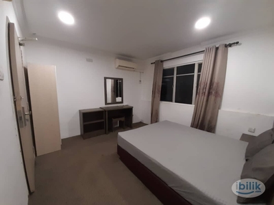 [Next to MRT&Monorel Bukit Bintang] Master Room[Queen Size Bed] with Private Toilet For RENT @ Bukit Bintang