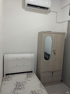 Promenade Aircond Single Room include utilities share bathroom MIX GENDER