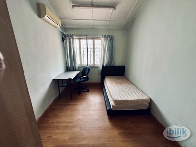Single Room at SS2, Petaling Jaya 10mins away from ONE UTAMA/12min to Midvalley
