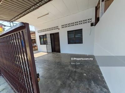 Single storey house in Bagan Lalang for Rent