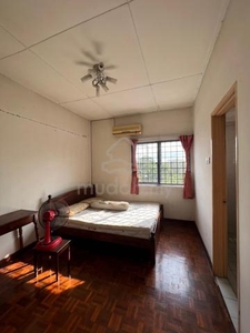 Sri Kemuning Apartment Kota Kemuning For Rent *For Company & Family*