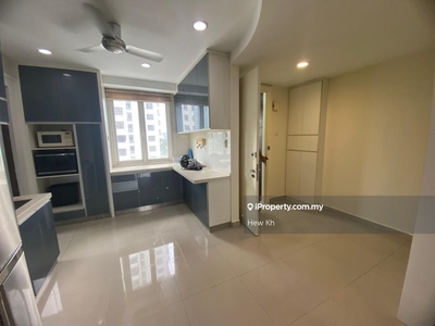 Well maintained fully furnished condo at Taman Desa