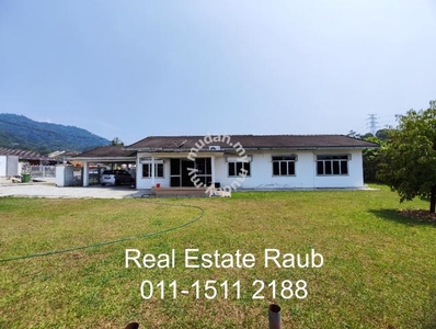 Bungalow House Land at Raub for SALE