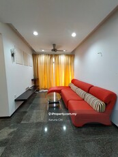 Awesome & excellent renovated home. Suitable for couple!