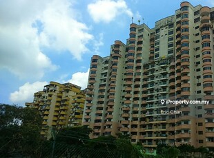 Bbk condominium klang with balcony
