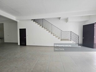 Brand new 3sty terrace for rent