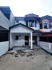 Double Storey Terrace House Saujana Puchong sp8, Puchong