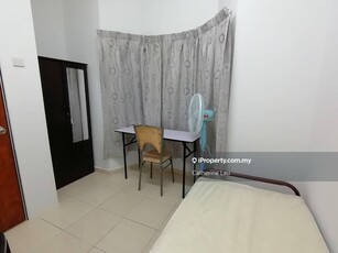 Endah Regal Condominium, Sri Petaling. Single Room