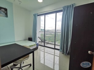 ✨[EXCLUSIVE PRIVATE BALCONY ROOM WALKING DISTANCE TO LRT BUKIT JALIL / NEAR ASIA PACIFIC UNIVERSITY (APU) ]✨ PARKHILL RESIDENCE !!!