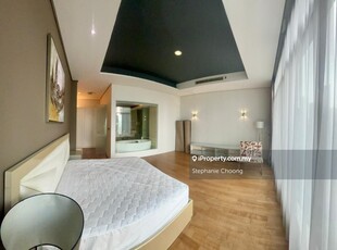 Luxury condominium with Private Lift Lobby