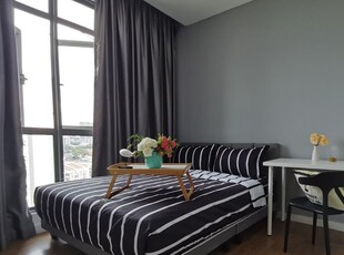 Master Room at Vivo Residential Suites @ 9 Seputeh Condominium, Old Klang Road