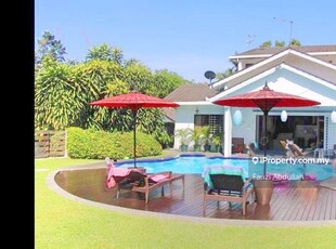 Nice Bungalow with Private Swimming Pool, Excellent Location