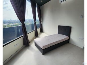 Private Rooms at Pudu, KL City Centre, 5 minutes walk to Monorail station