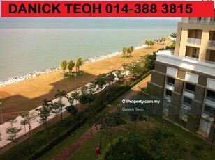 Quayside 1632sf Condo Seaview Located in Tanjung Tokong, Straits Quay