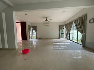 Semi-D house for Sale