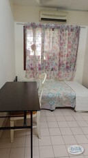 Single Room at Taman Subang Murni, Subang